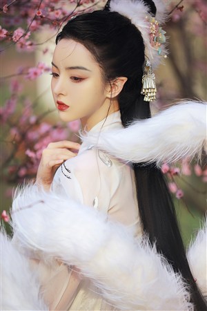 《今晚弄哭你》作者:朝不怯